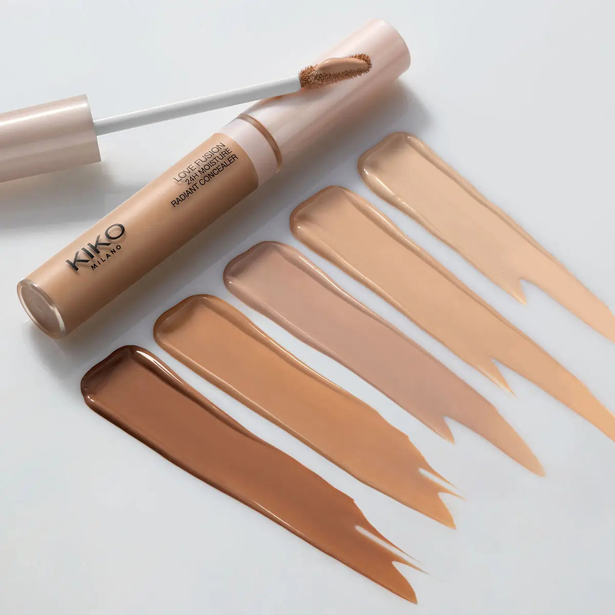 Love Fusion 24H Moisture Radiant Concealer 03