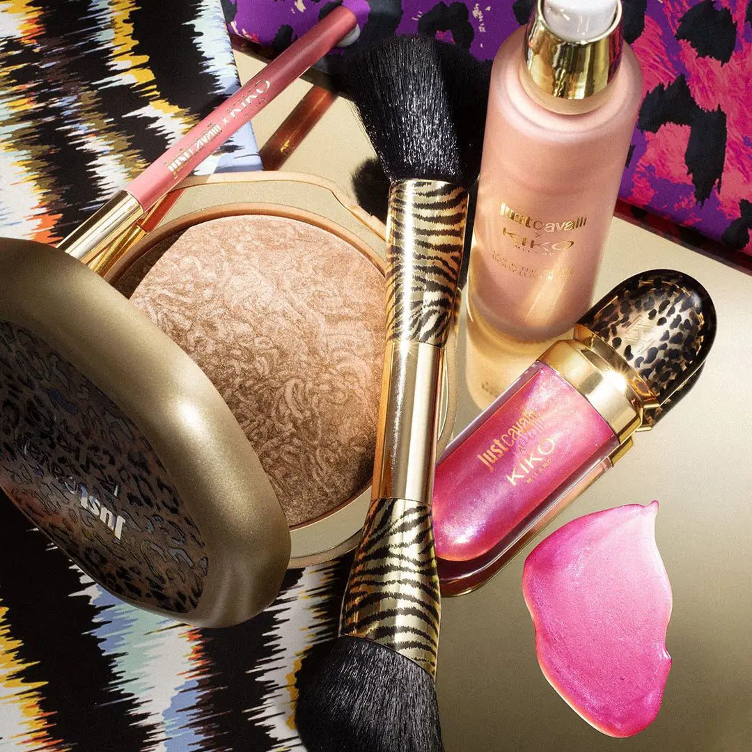Just Cavalli X Kiko Milano Lock The Glow Body Luminizer 01